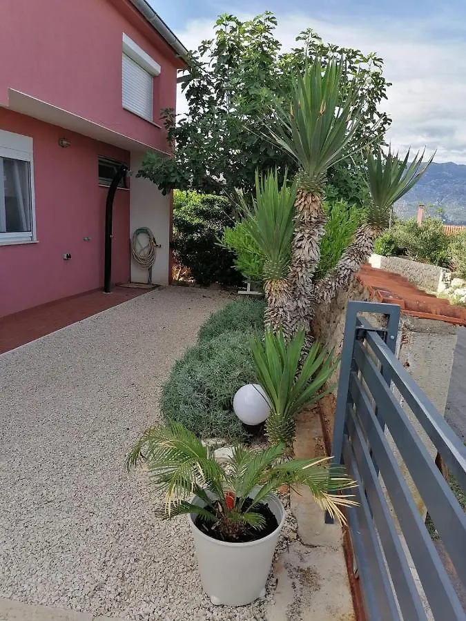 House For Rent Paola Villa Razanac