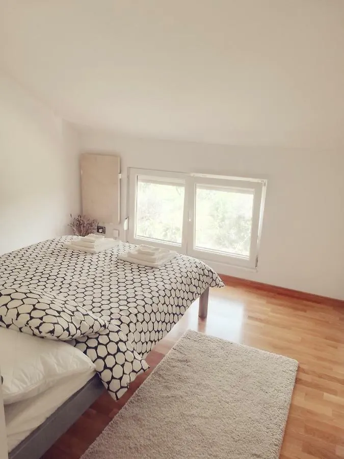 House For Rent Paola Villa Razanac Croatia